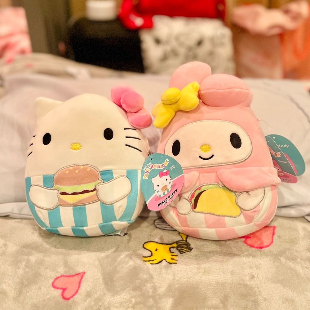 Hello Kitty and My Melody Squishmallows